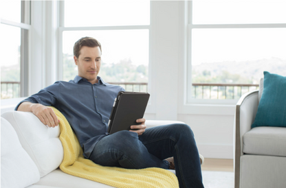 Open Box - Logitech Slim Folio Keyboard Case for iPad (9th/8th/7th Gen) - Black